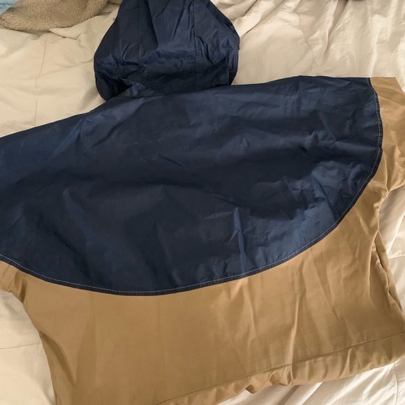 Alpine Product Two Tone Raincoat Size Large - Picture 3 of 3